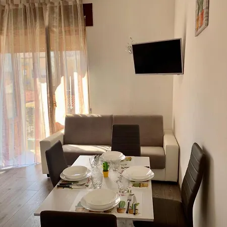 Apartment Cactus House Olbia